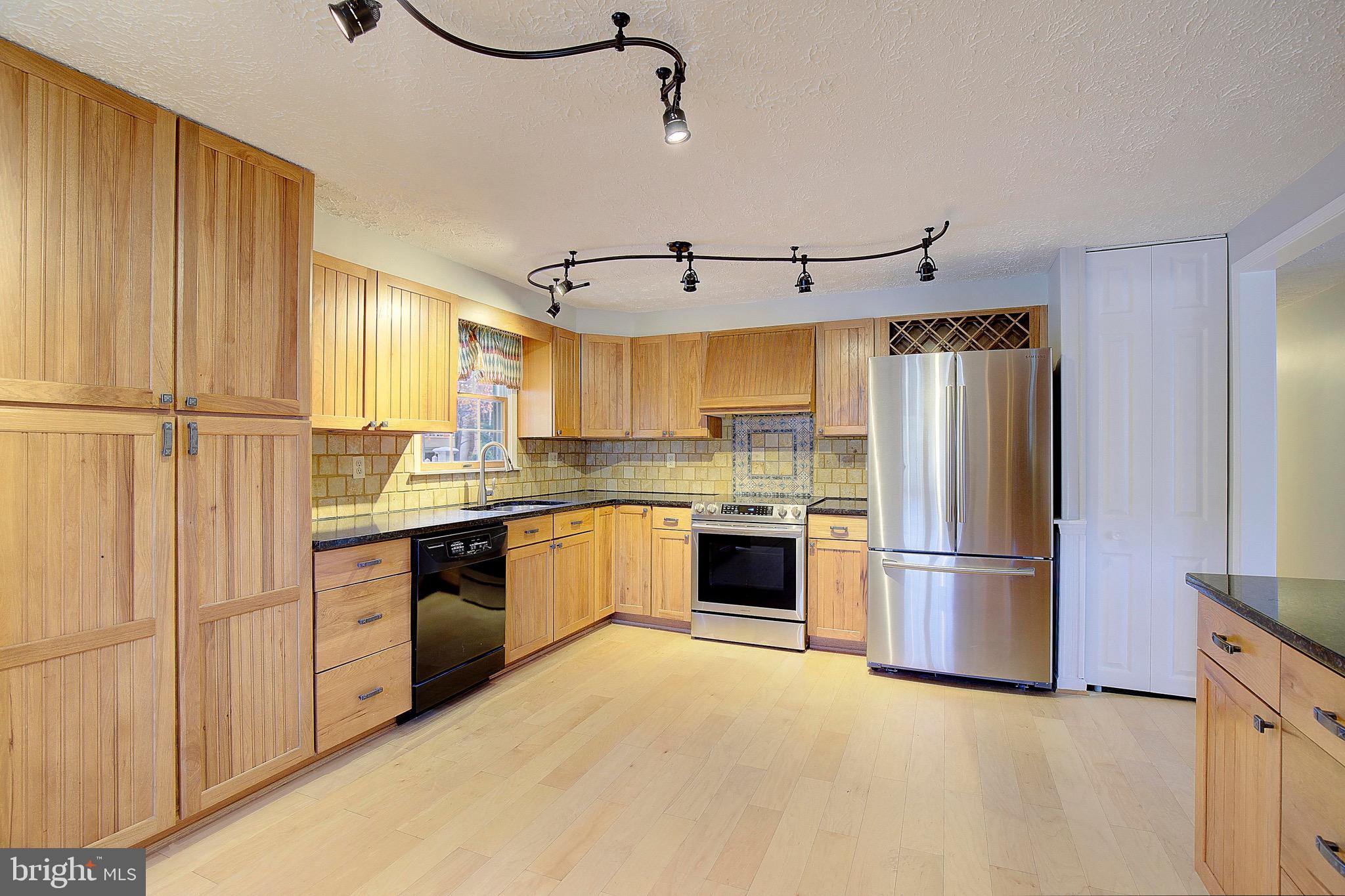 CLOVERFIELDS - Residential Lease