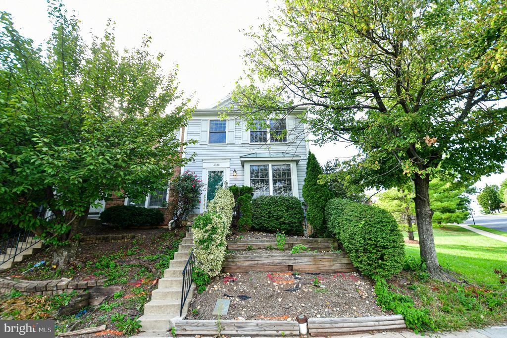 Photo of 6388 New Haven Court, FREDERICK, MD 21703 (MLS # MDFR2070836)