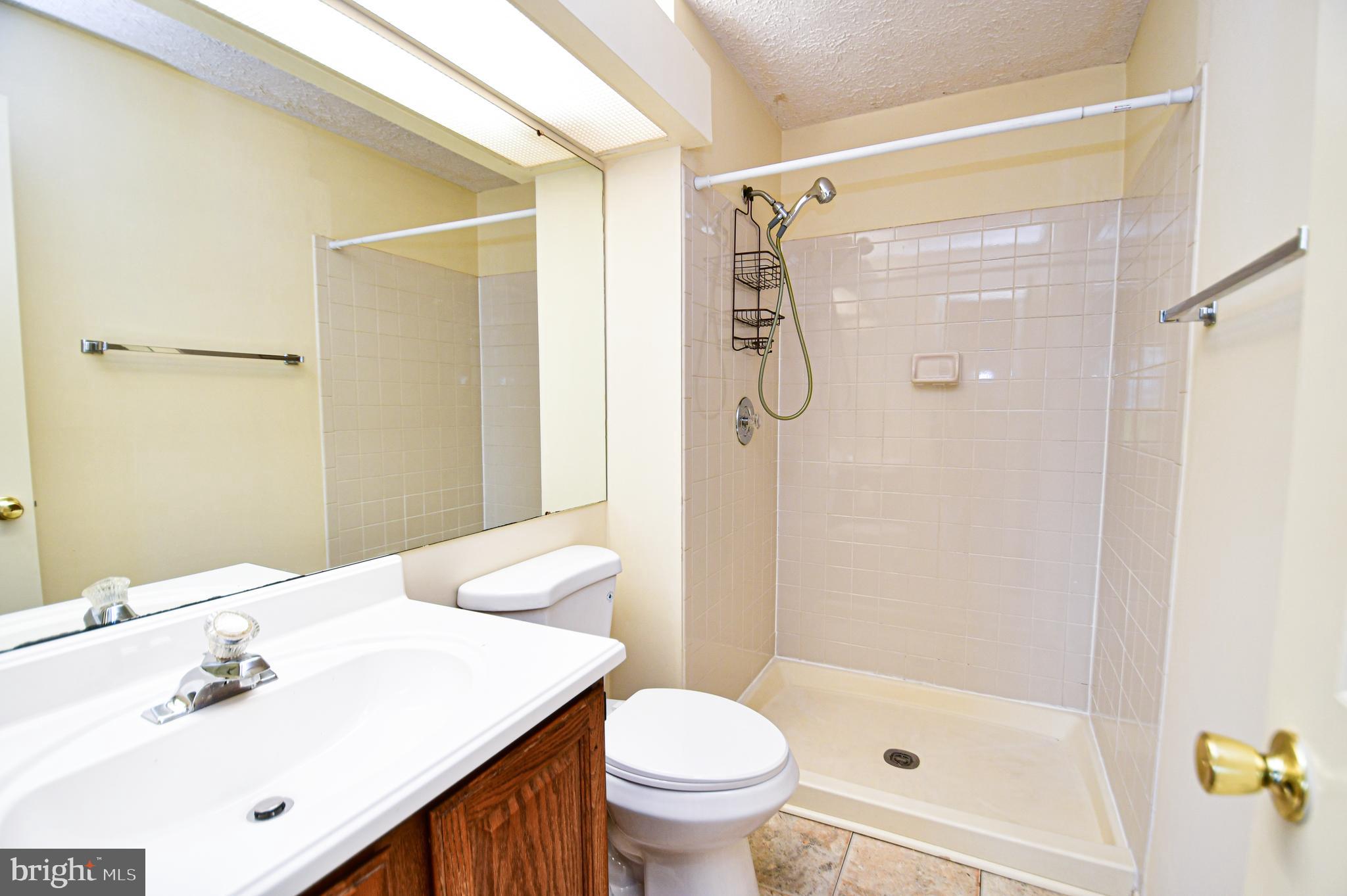 BALLENGER CREEK MEADOWS - Residential