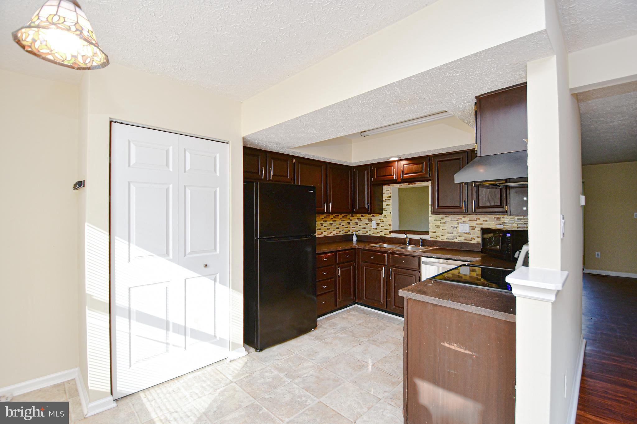 BALLENGER CREEK MEADOWS - Residential