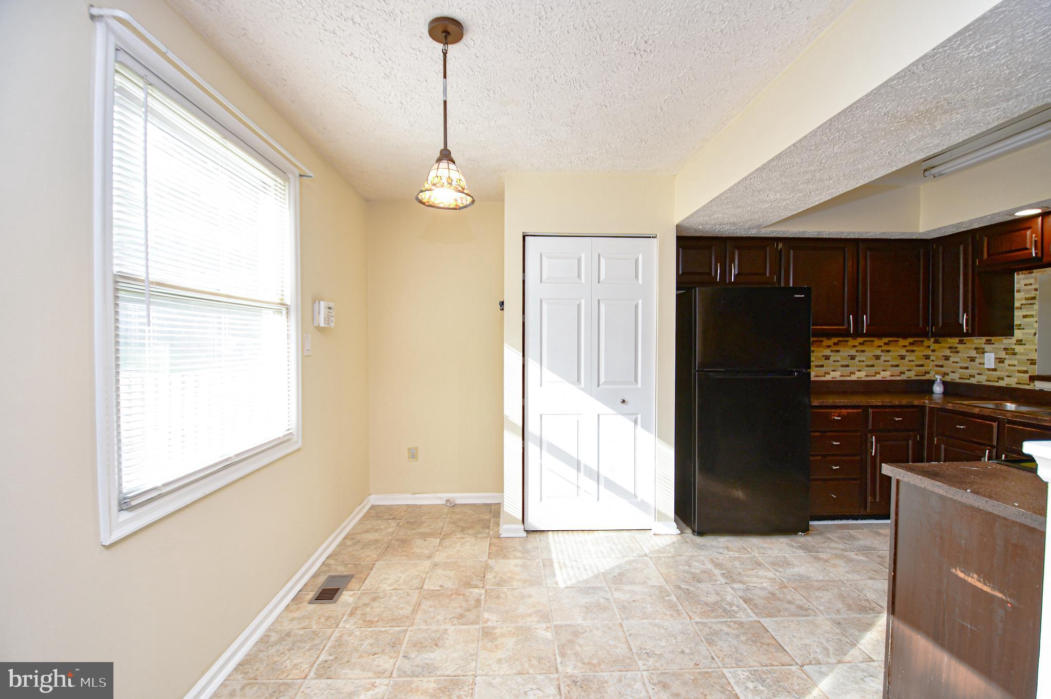 BALLENGER CREEK MEADOWS - Residential