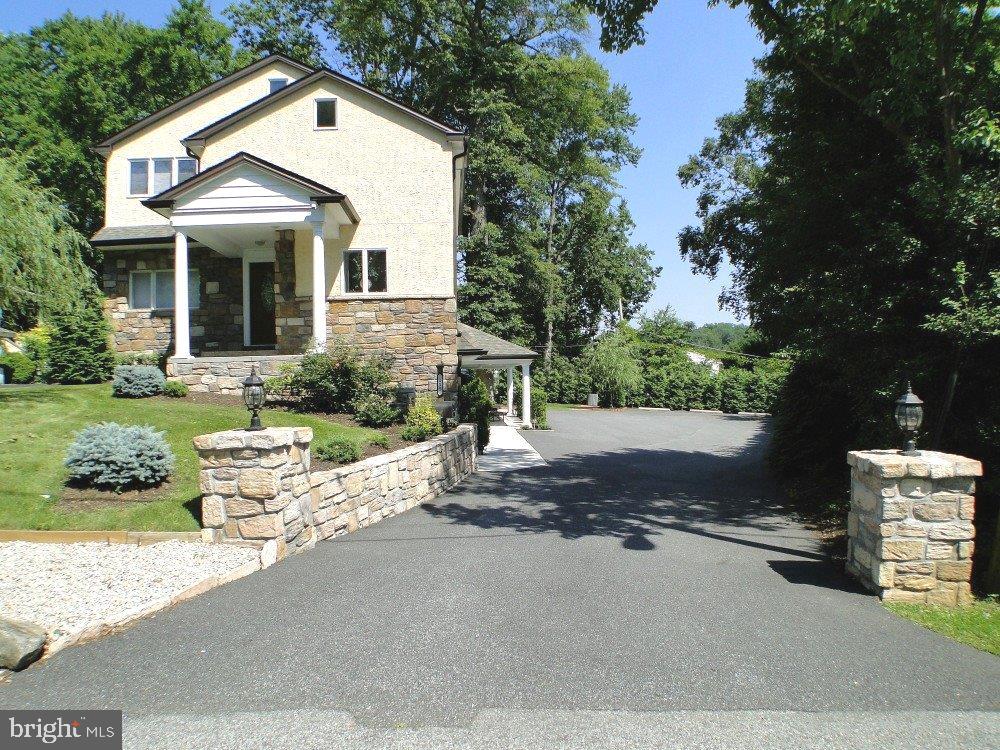 115 MORTON AVENUE 2ND FLOOR - UNIT C