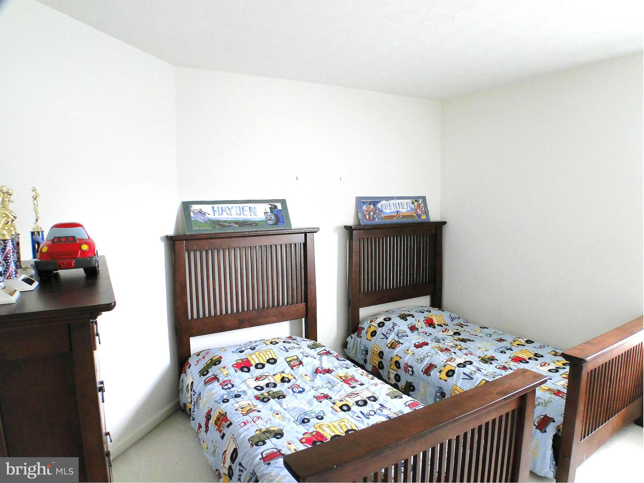 MOORES ORCHARD - Residential