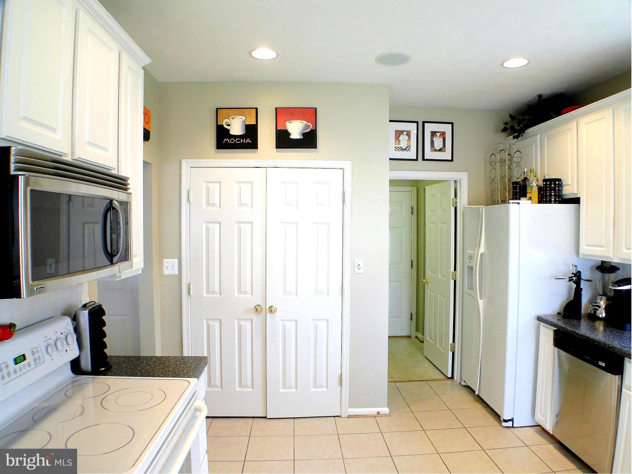 MOORES ORCHARD - Residential