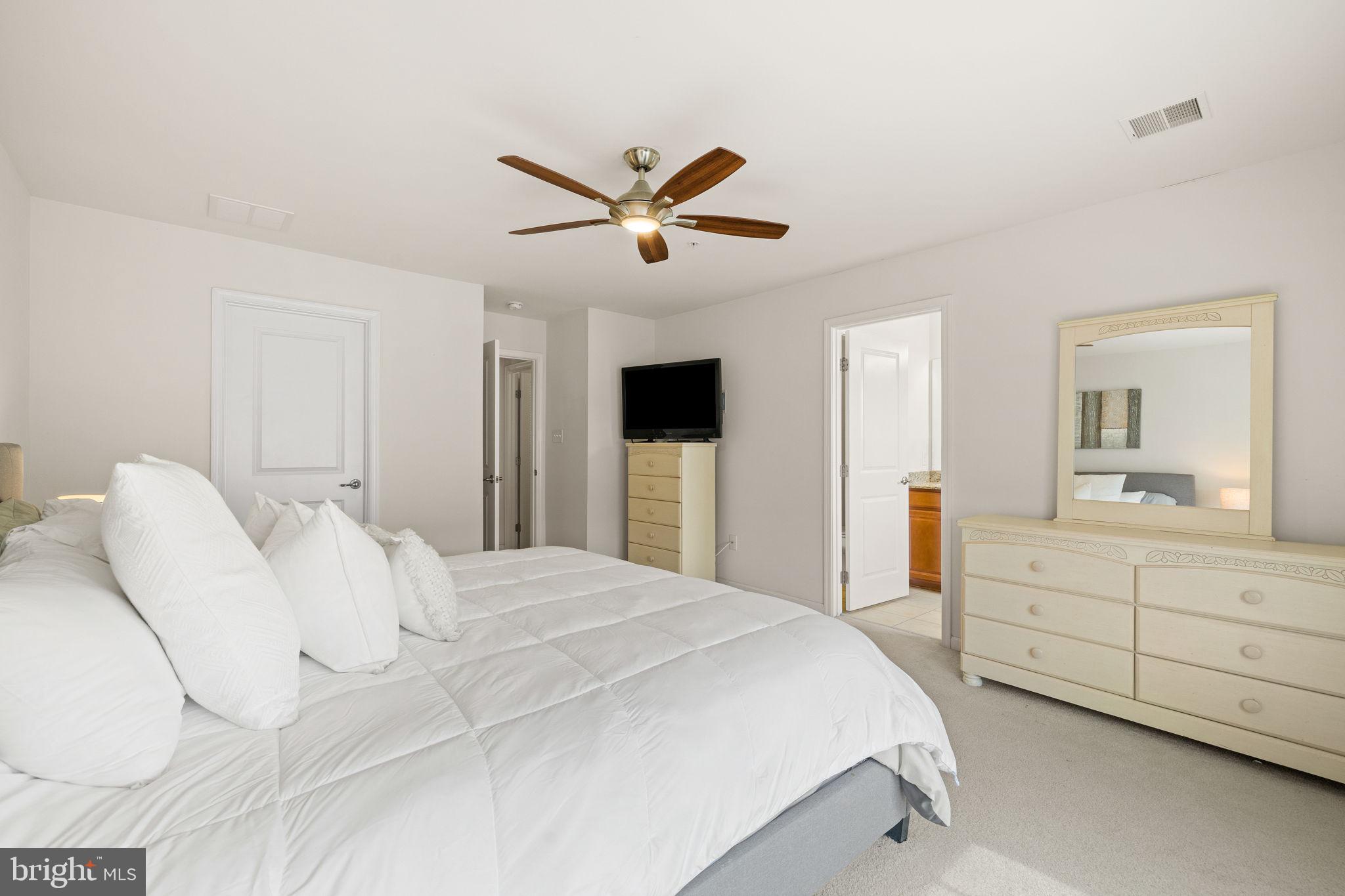 FILLMORE VILLAGE - Residential