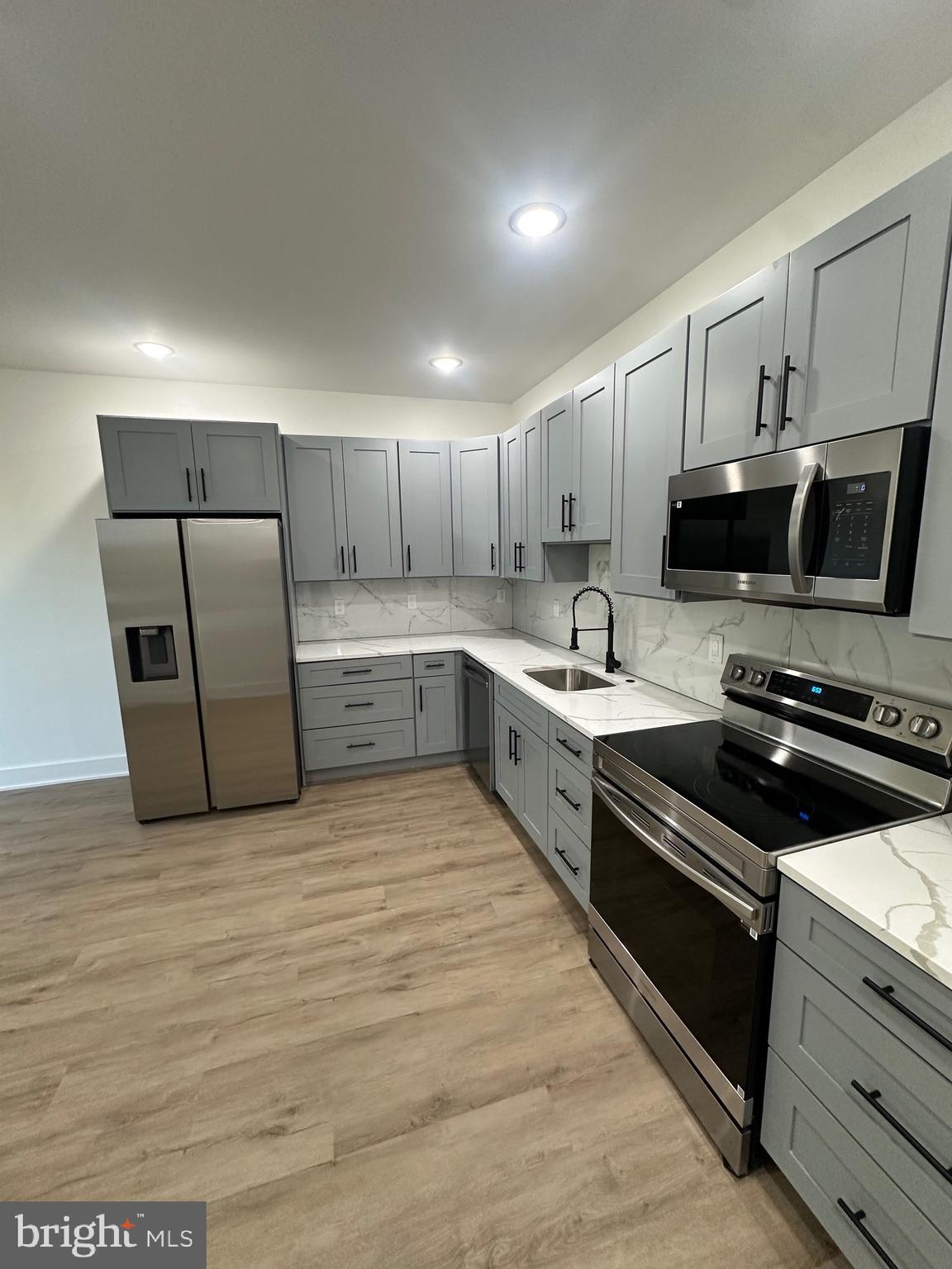 FISHTOWN - Residential Lease