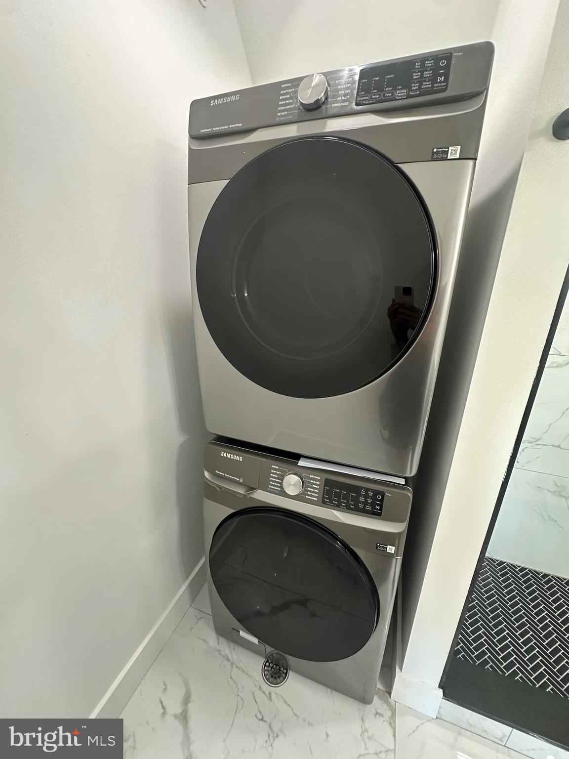 FISHTOWN - Residential Lease