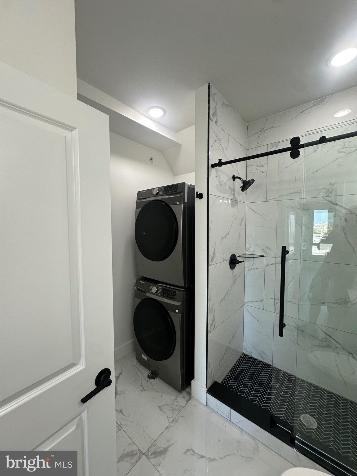 FISHTOWN - Residential Lease