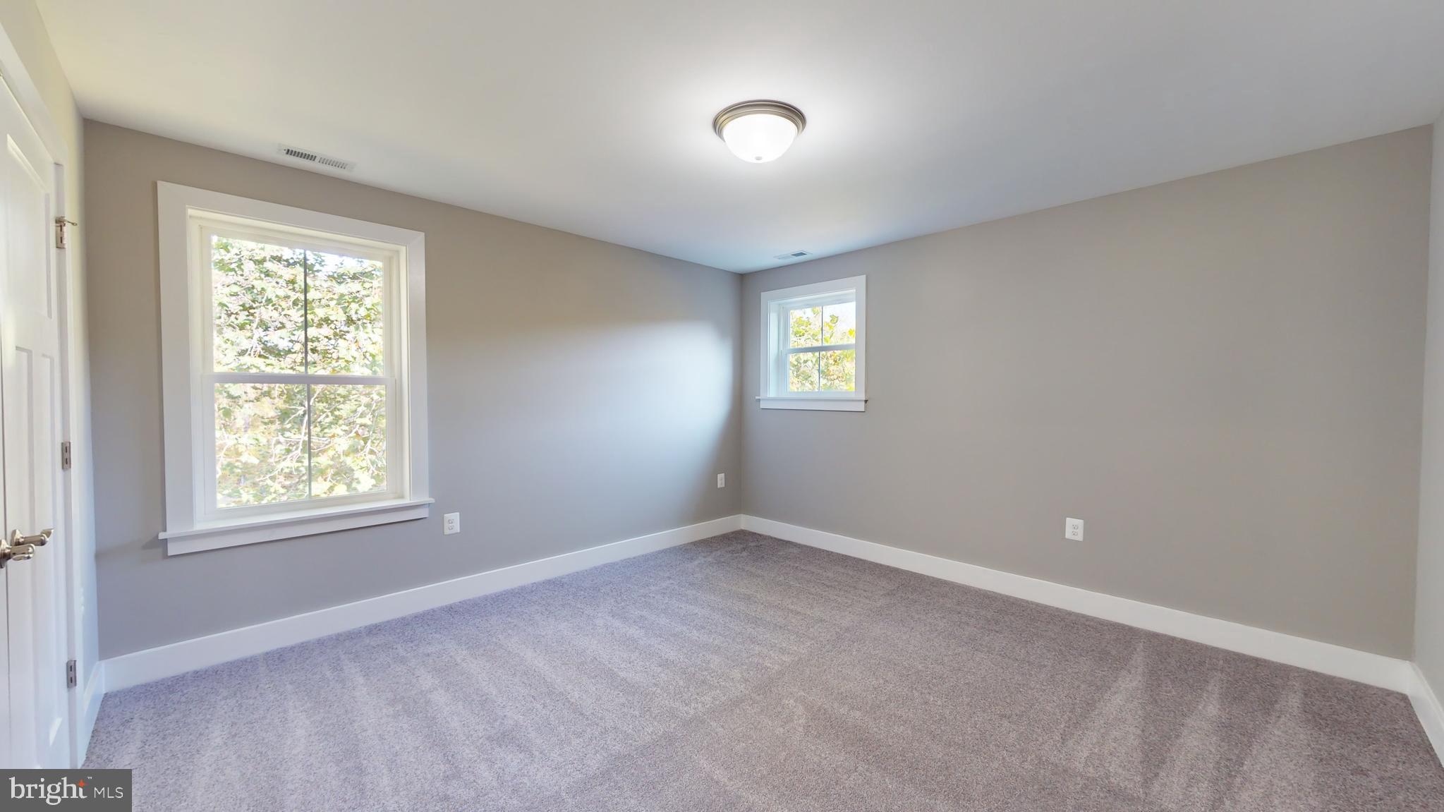 GLEN ARM - Residential