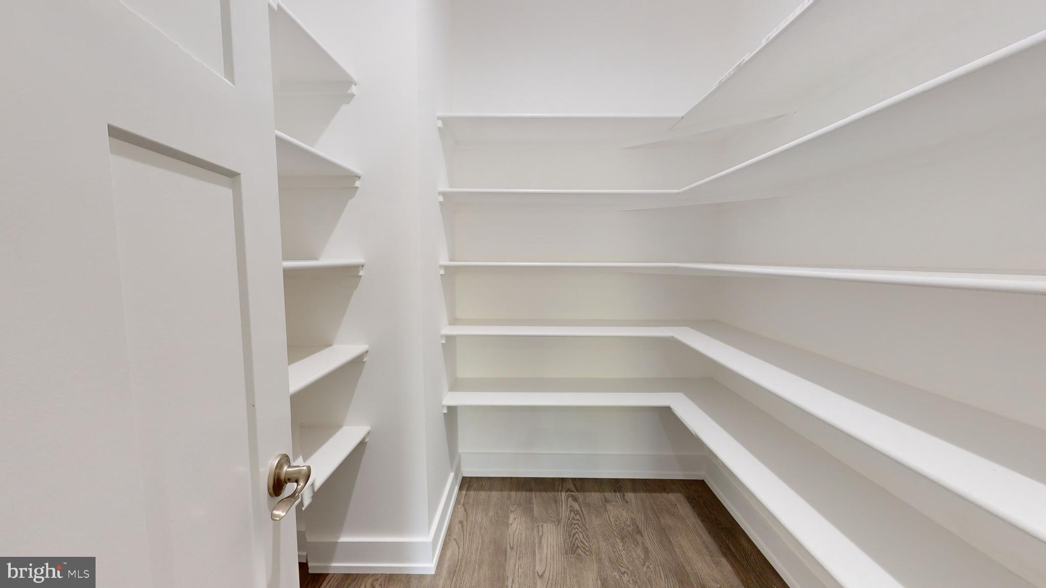 GLEN ARM - Residential