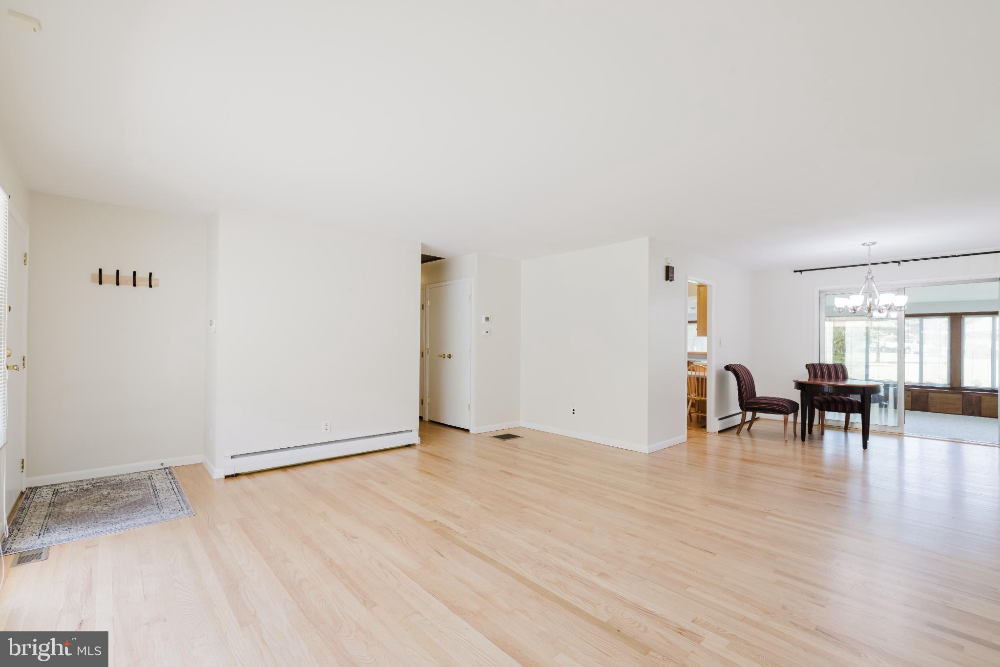 WAKEFIELD MEADOWS - Residential Lease