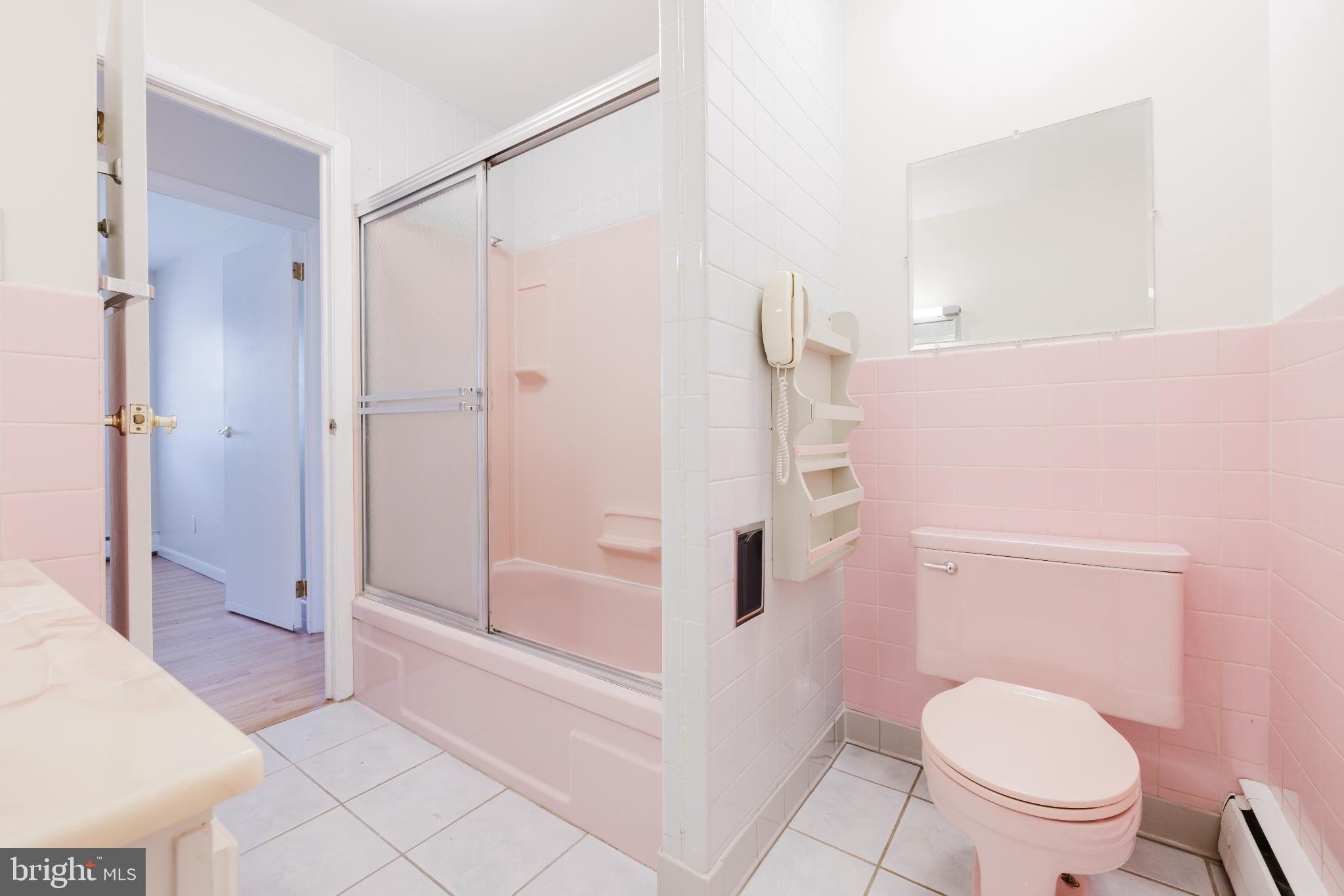 WAKEFIELD MEADOWS - Residential Lease