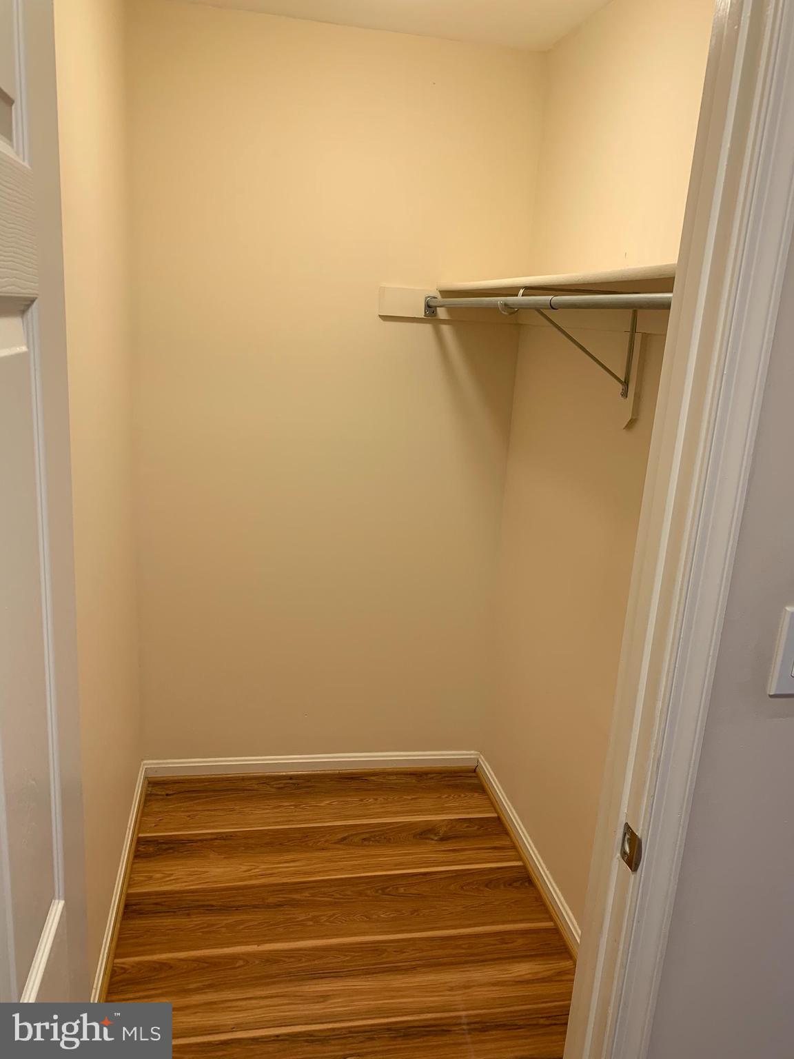 LONGMEAD CROSSING - Residential Lease