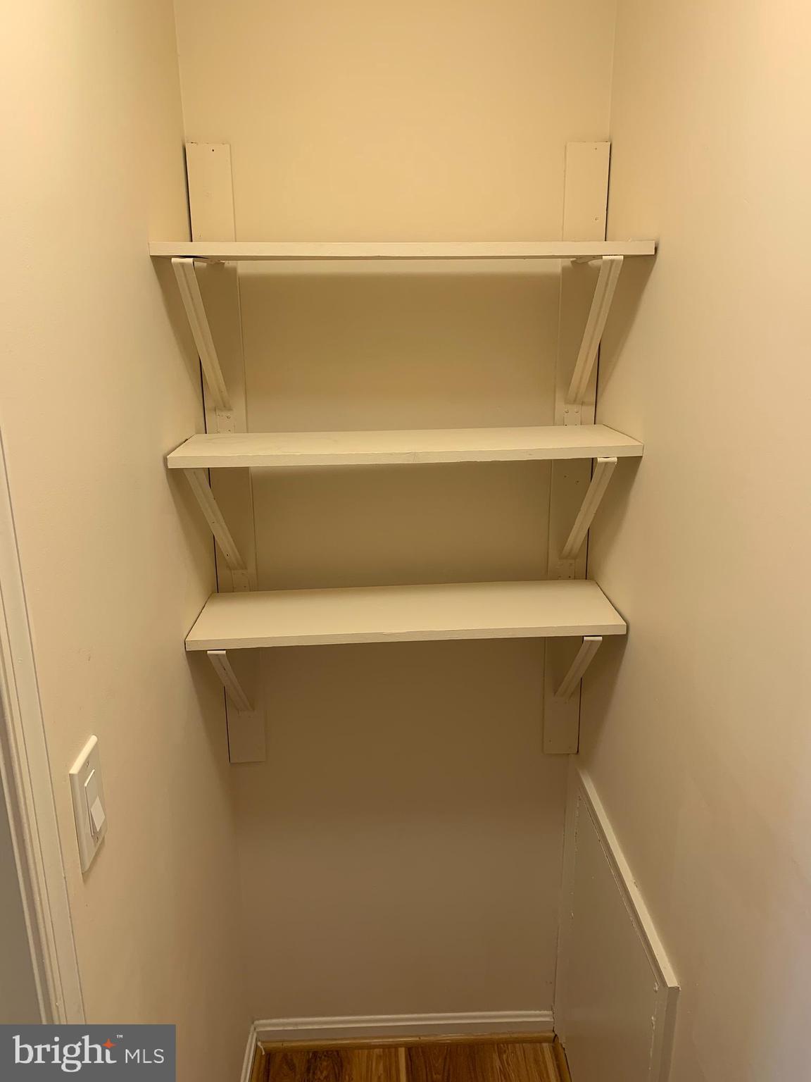 LONGMEAD CROSSING - Residential Lease