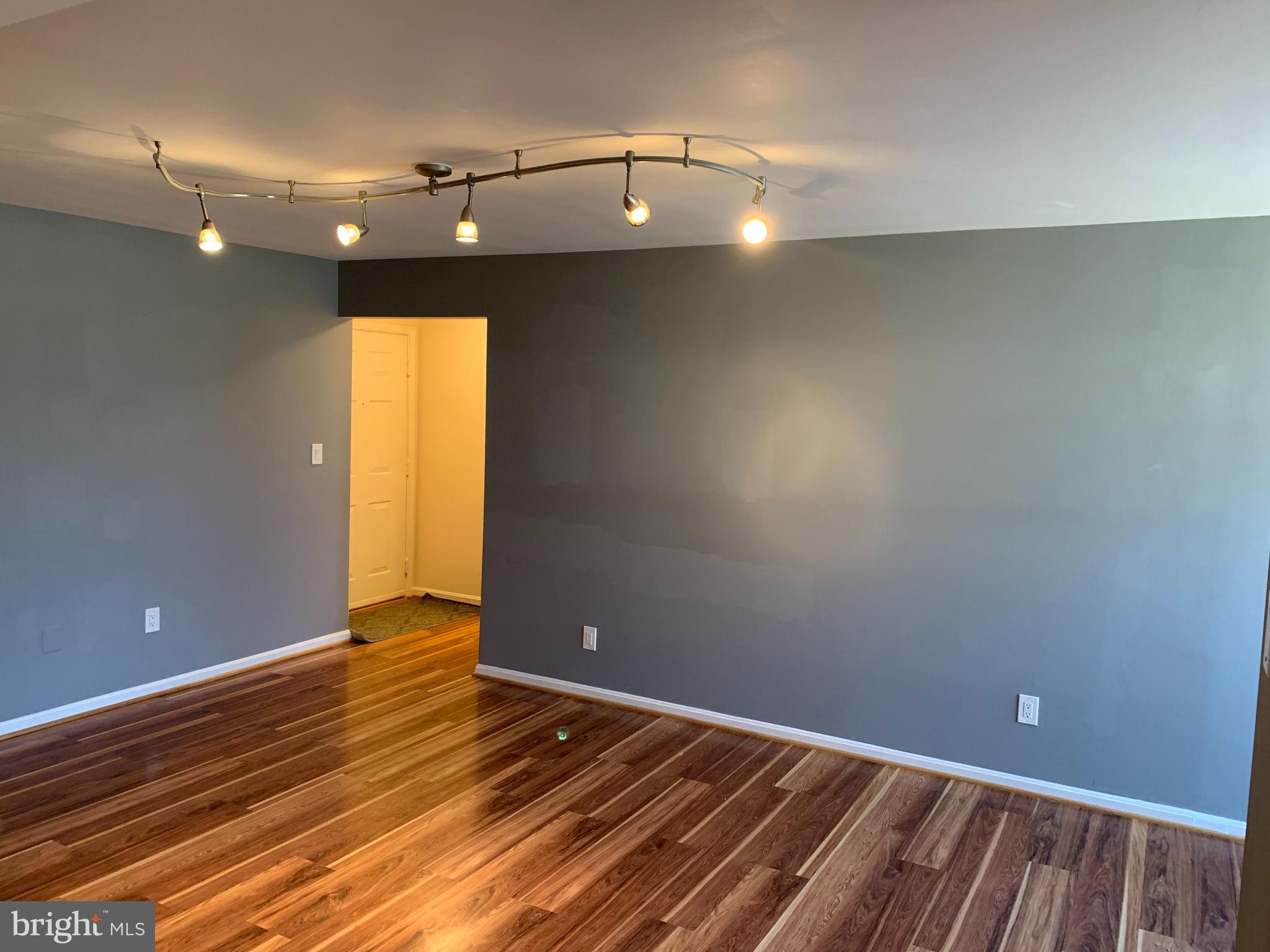 LONGMEAD CROSSING - Residential Lease