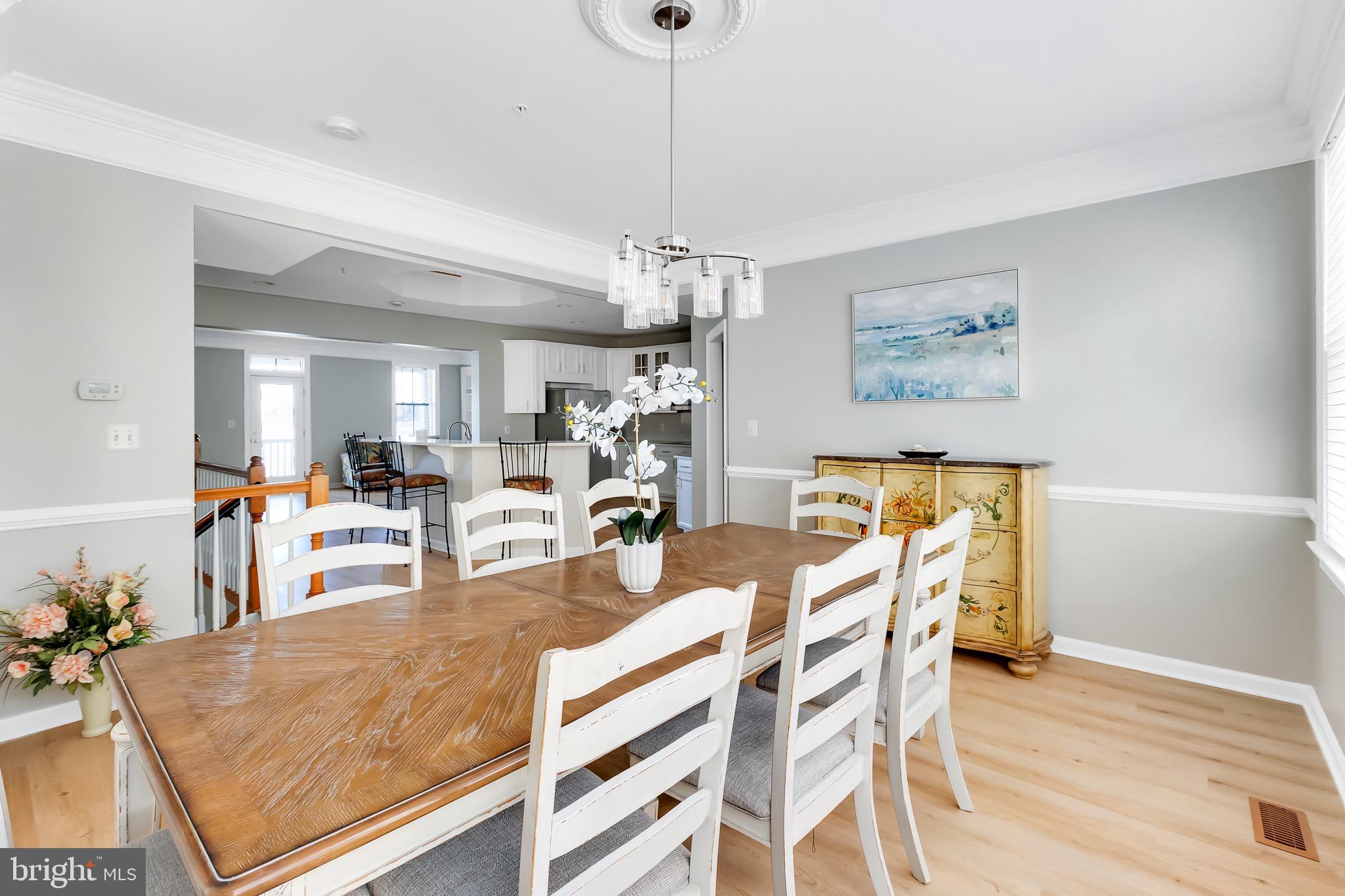 SUNSET ISLAND - Residential