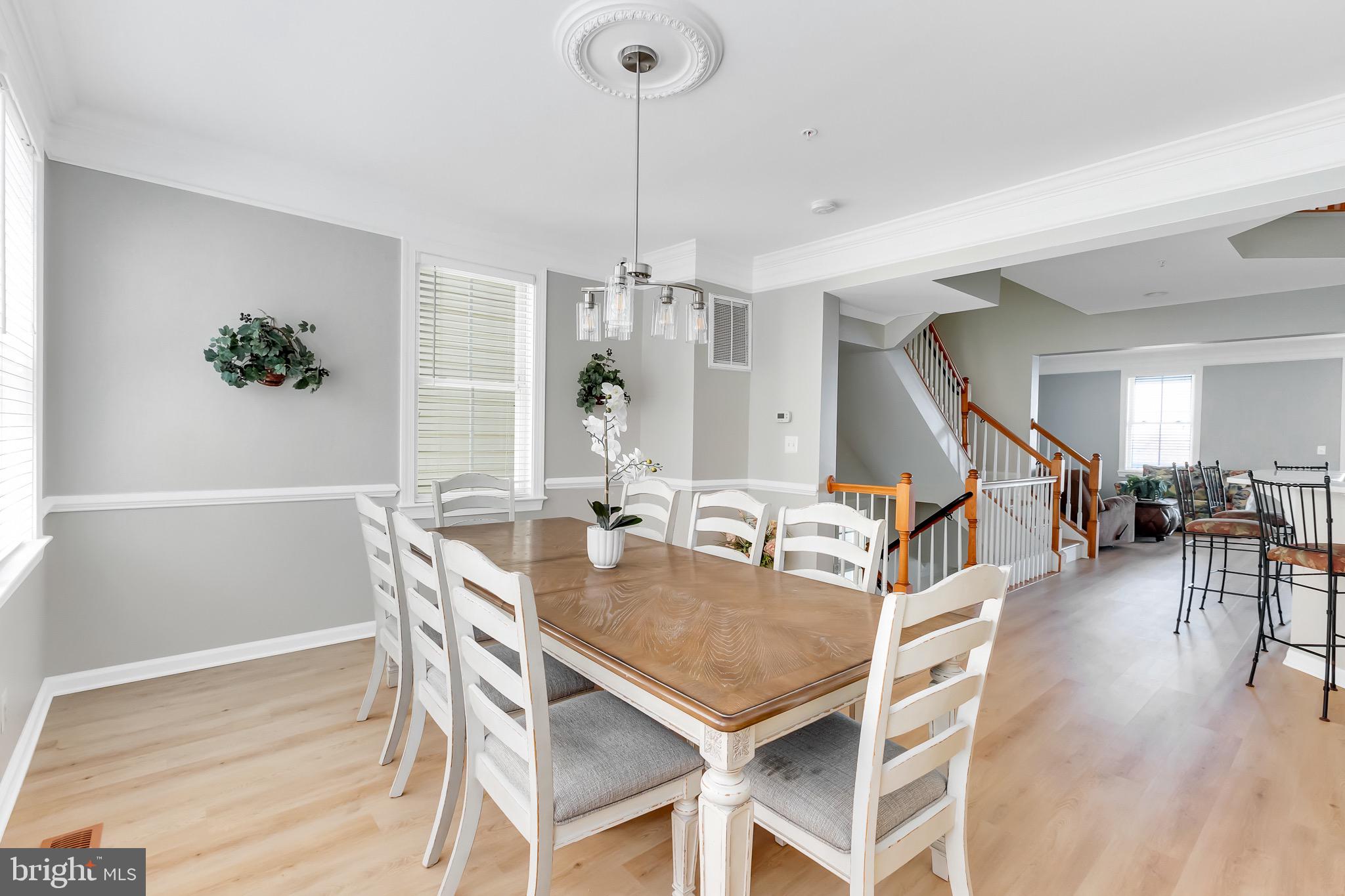 SUNSET ISLAND - Residential