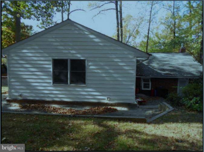 DEVONSHIRE GARDENS - Residential Lease