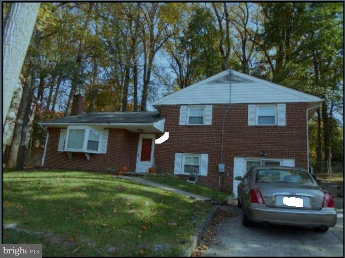 DEVONSHIRE GARDENS - Residential Lease