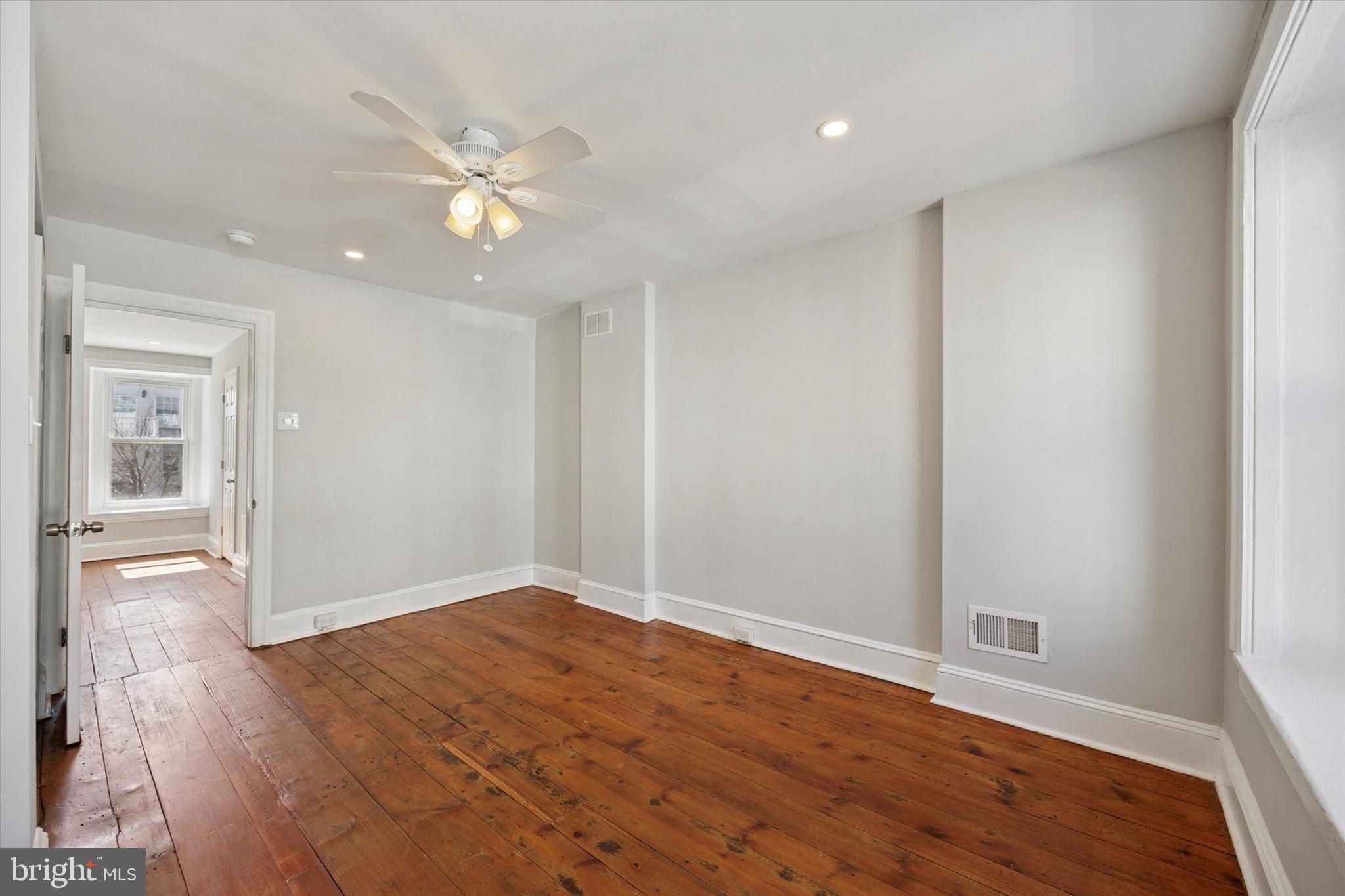 MANAYUNK - Residential