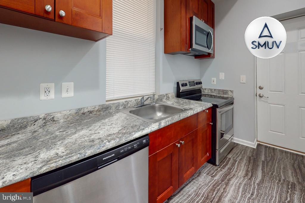 BARCLAY - GREENMOUNT - Residential Lease
