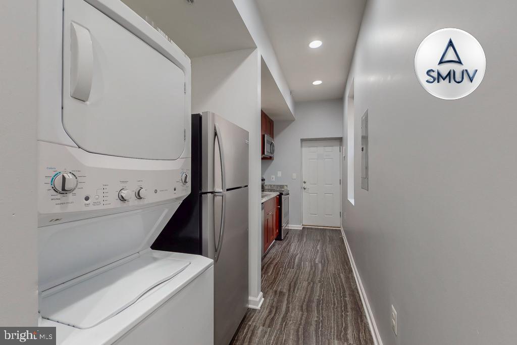 BARCLAY - GREENMOUNT - Residential Lease
