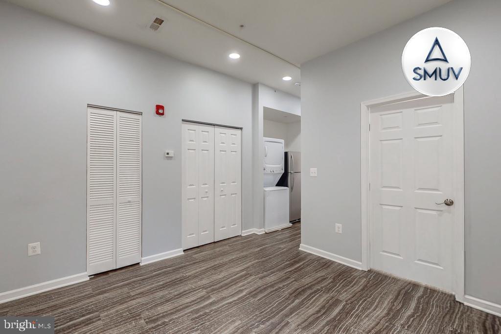 BARCLAY - GREENMOUNT - Residential Lease