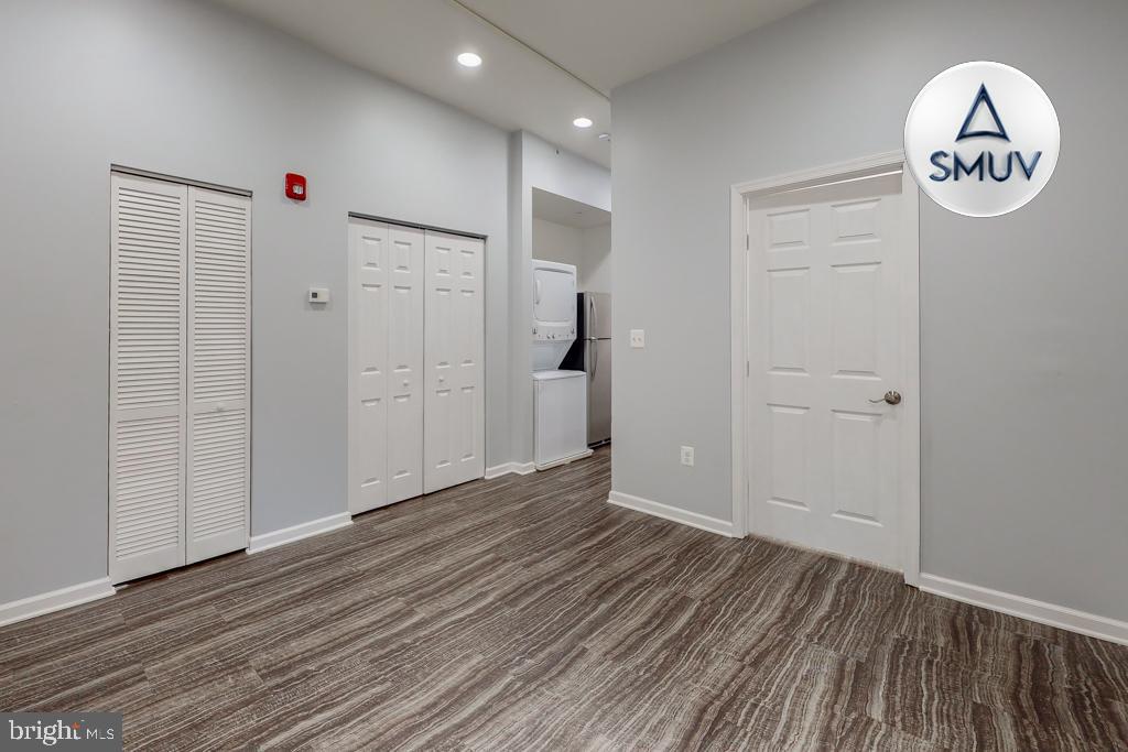 BARCLAY - GREENMOUNT - Residential Lease