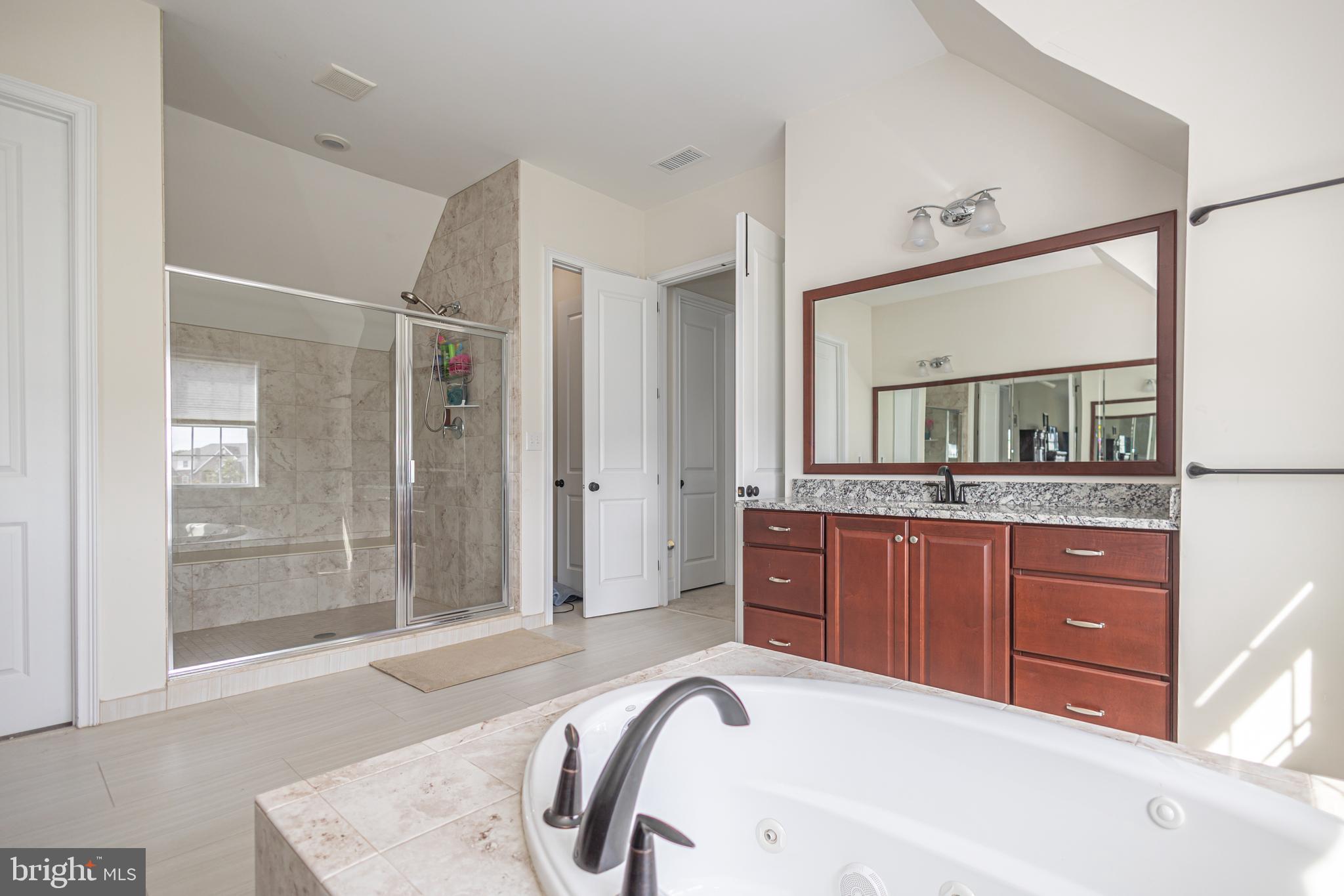 NORTHAMPTON PRSRVE - Residential