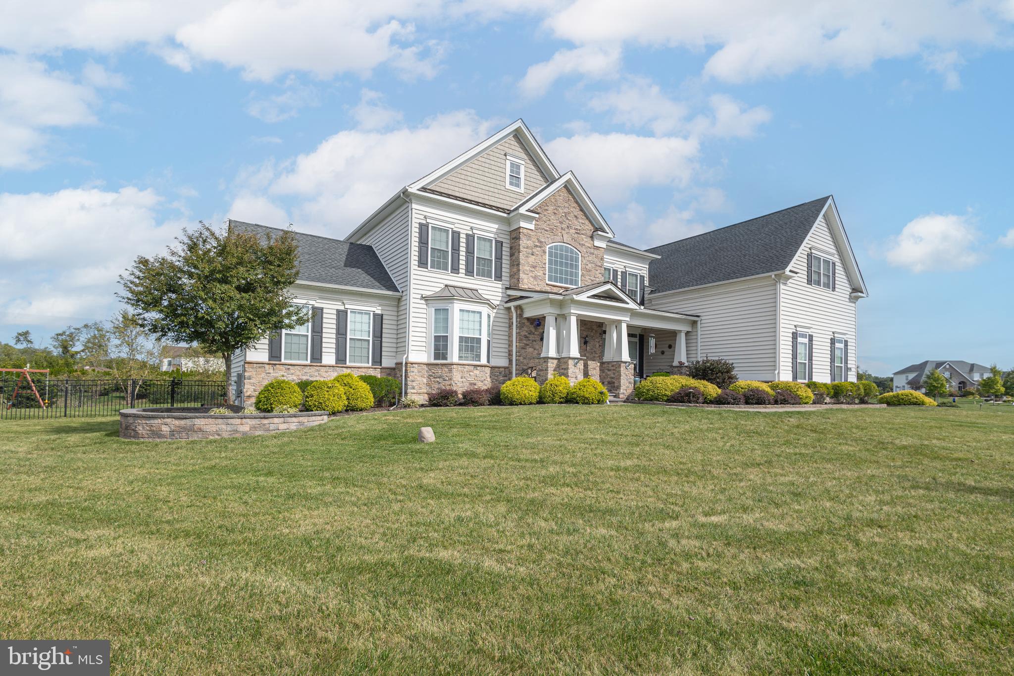 3 SHADY PINES DRIVE