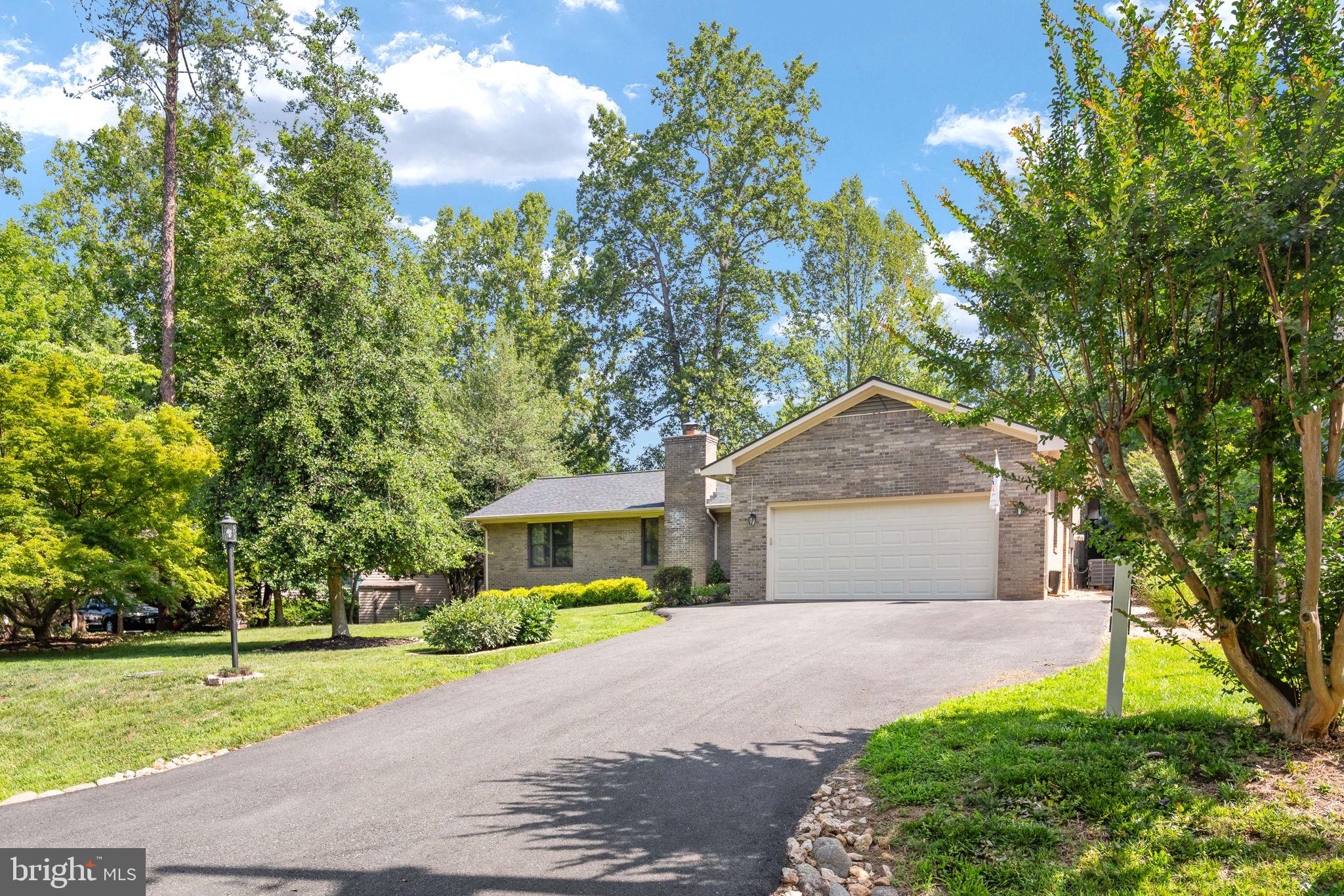 319 BIRCHSIDE CIRCLE E