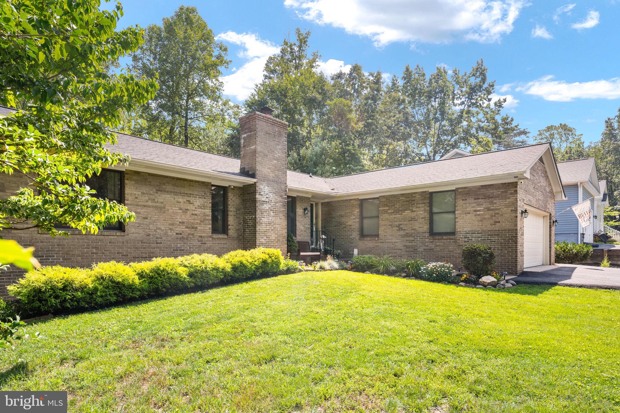 319 BIRCHSIDE CIRCLE E