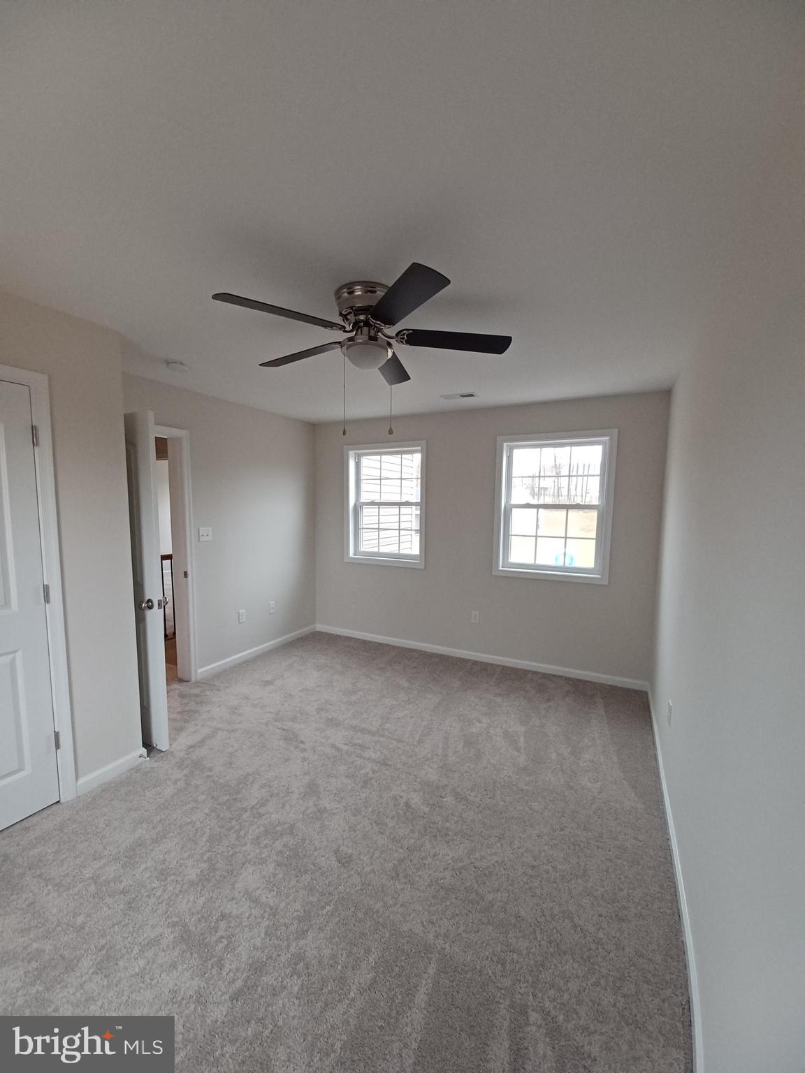 MIDDLE CREEK MANOR - Residential