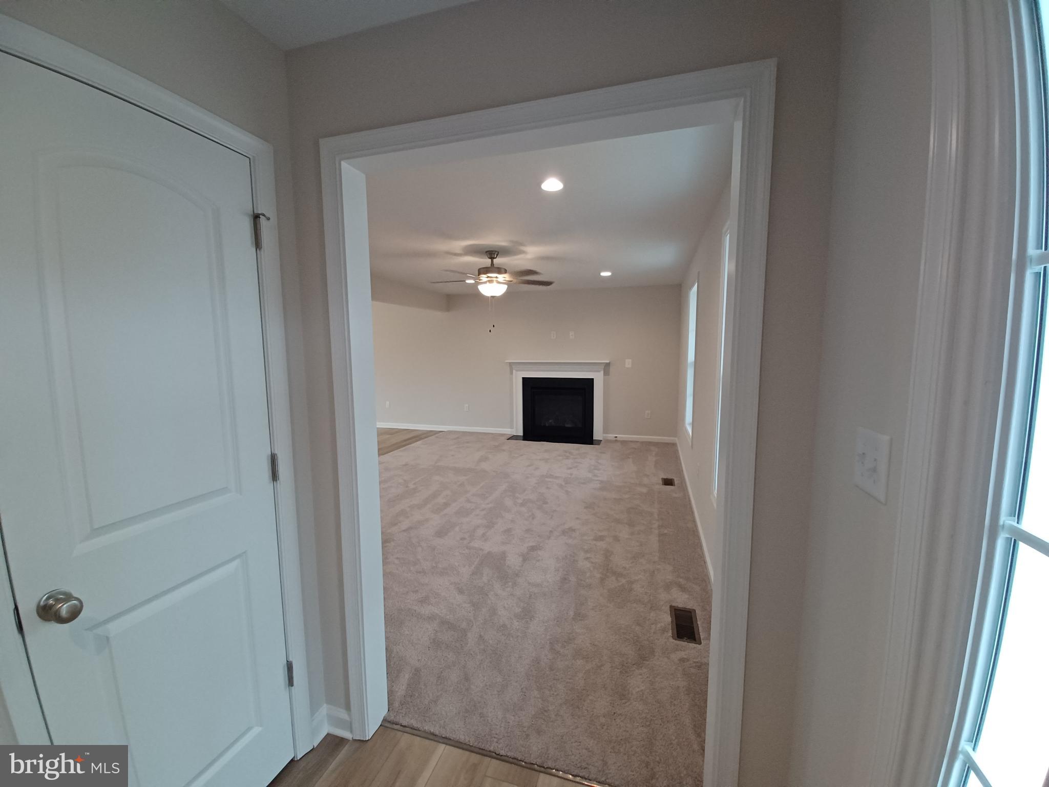 MIDDLE CREEK MANOR - Residential