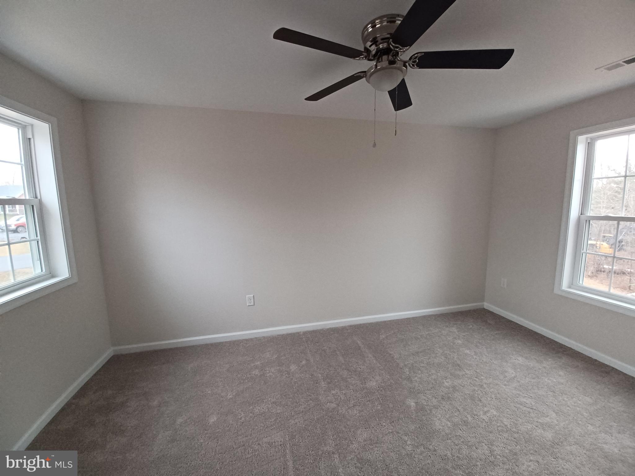 MIDDLE CREEK MANOR - Residential