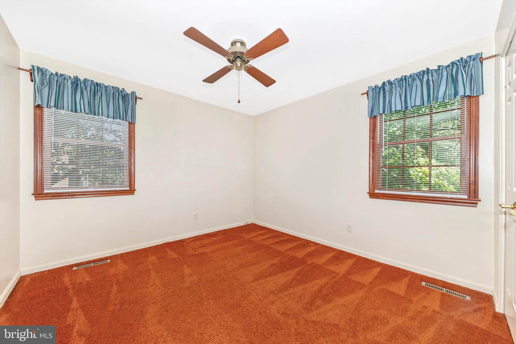 CHATEAU VALLEY - Residential