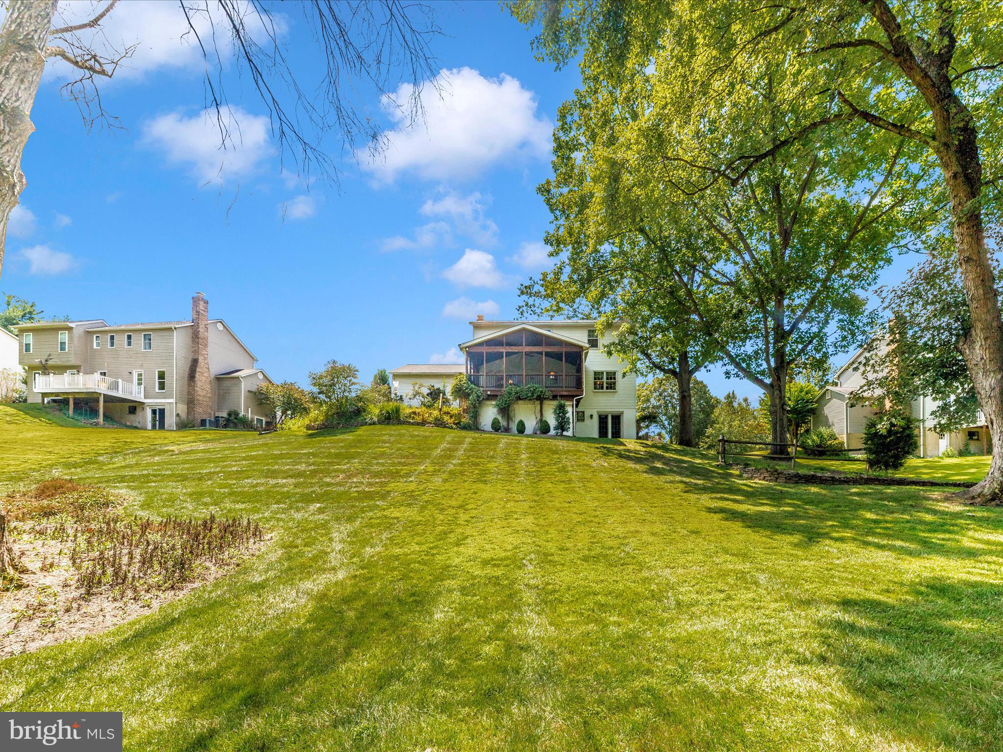 CHATEAU VALLEY - Residential