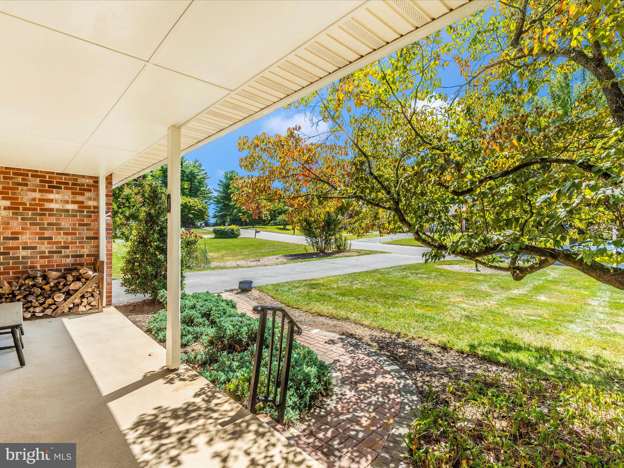 CHATEAU VALLEY - Residential