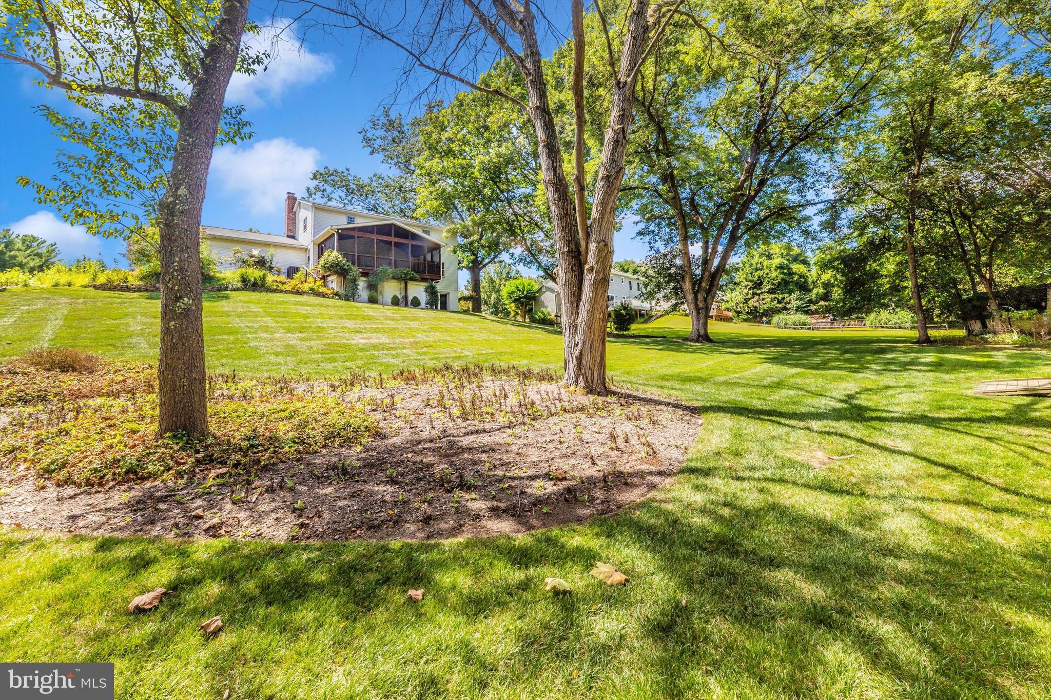 CHATEAU VALLEY - Residential