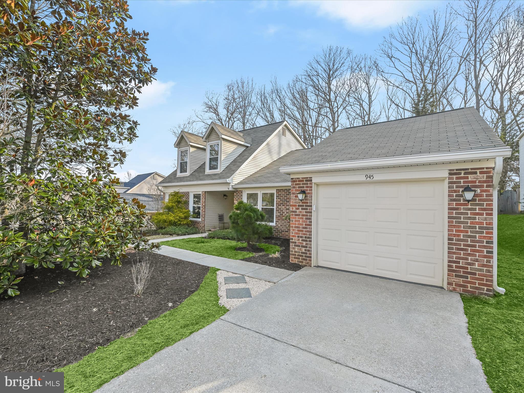 HERITAGE HARBOUR - Residential