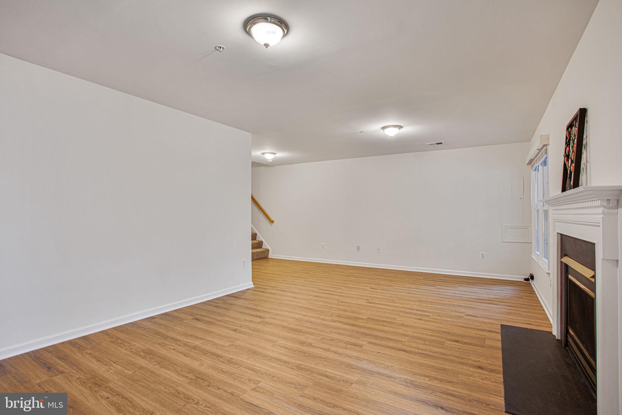 BELLS MILL ESTATES - Residential Lease