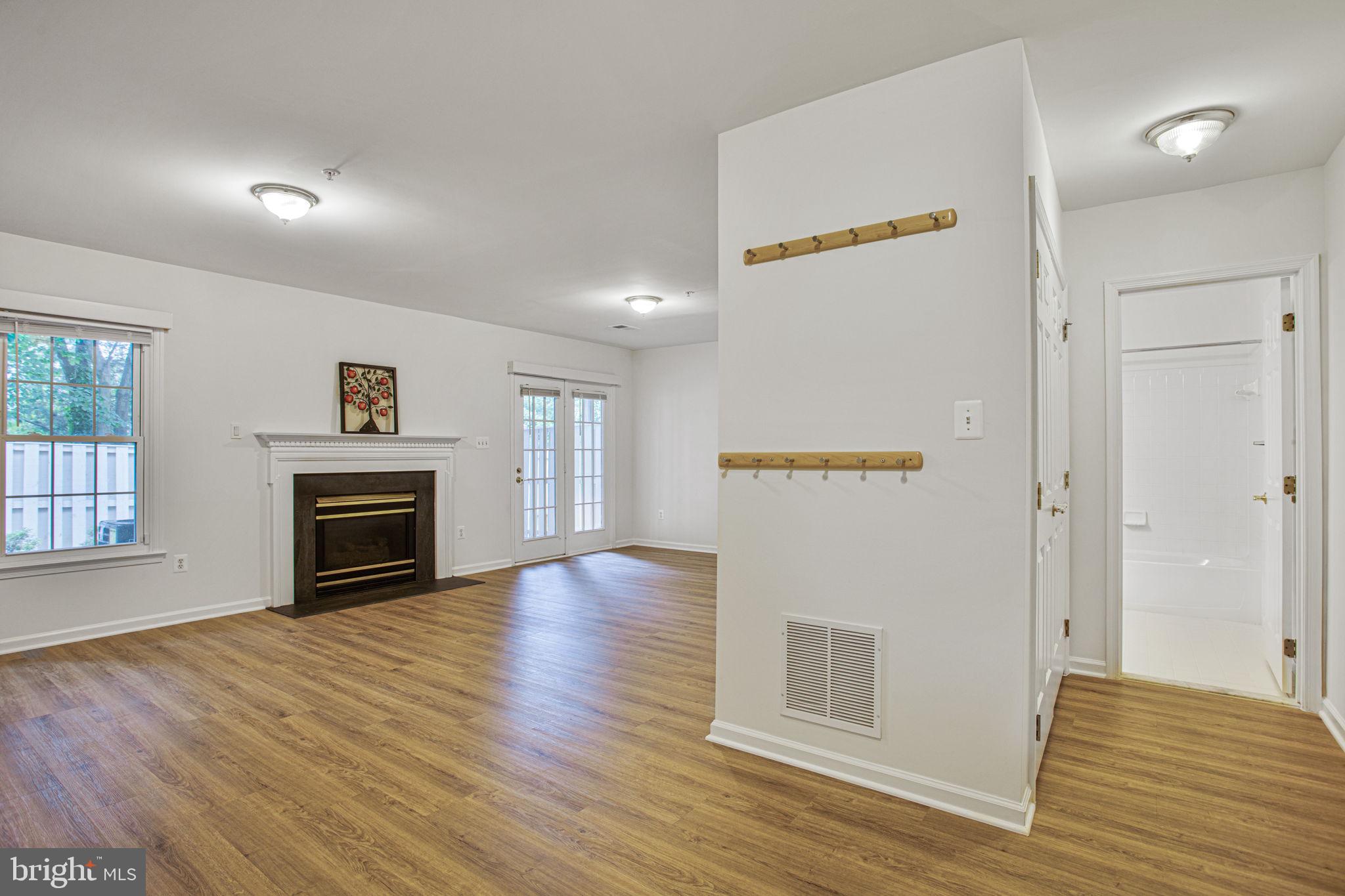 BELLS MILL ESTATES - Residential Lease