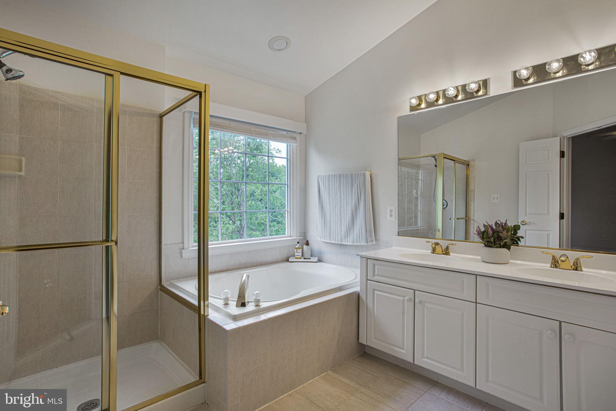 BELLS MILL ESTATES - Residential Lease