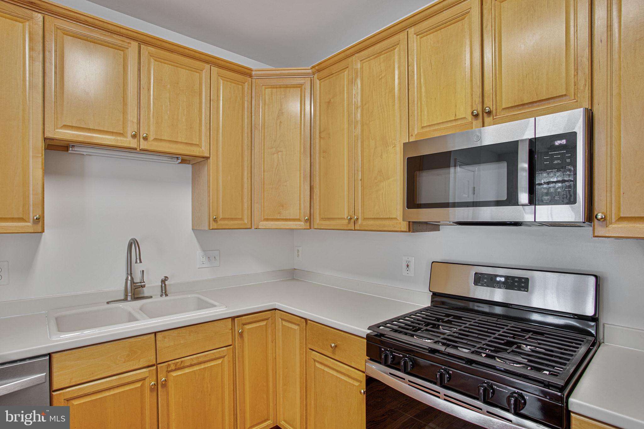 BELLS MILL ESTATES - Residential Lease