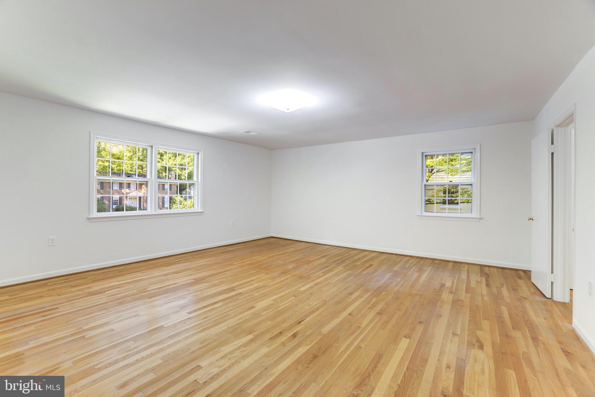 CHAIN BRIDGE FOREST - Residential