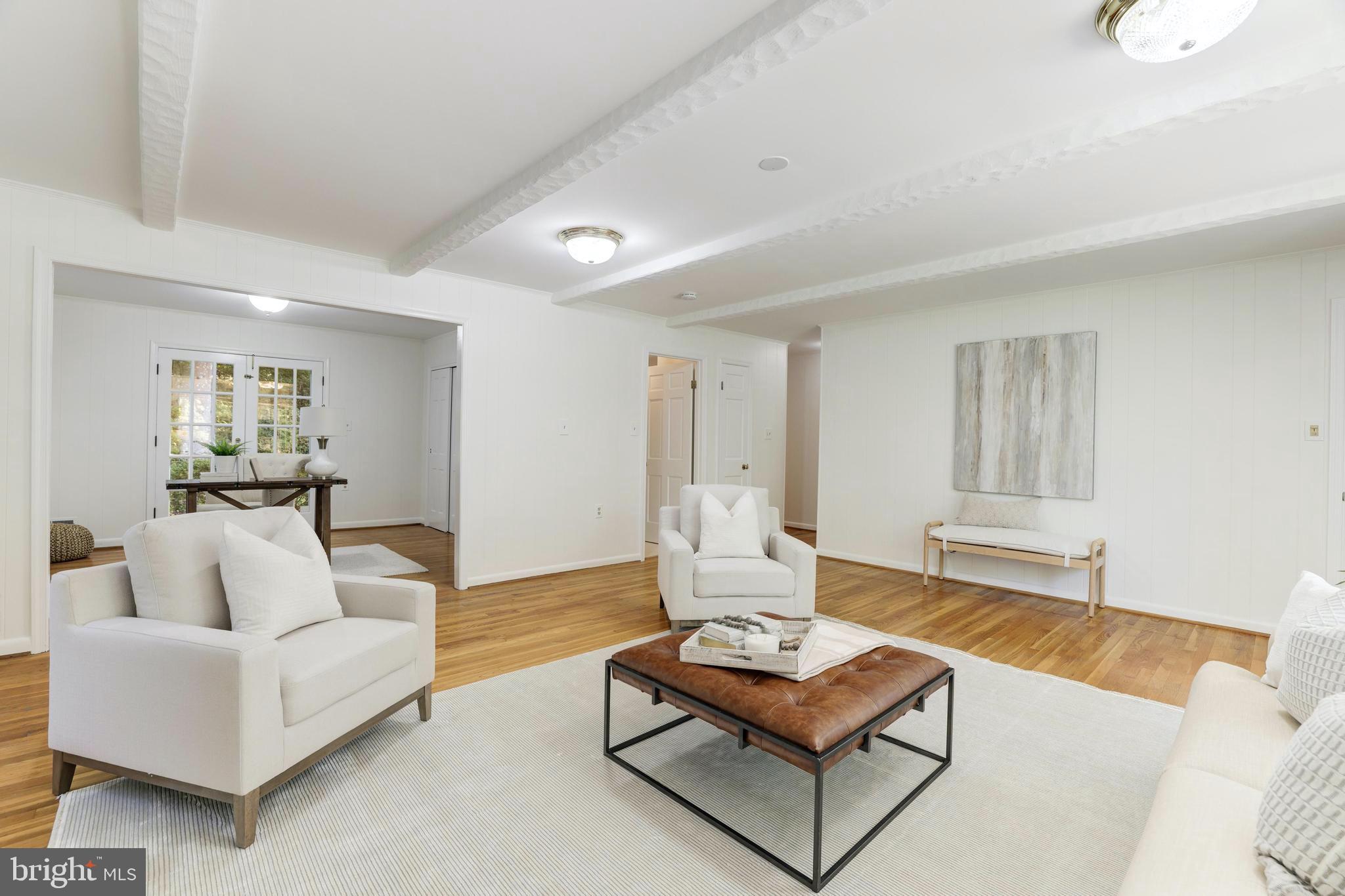 CHAIN BRIDGE FOREST - Residential