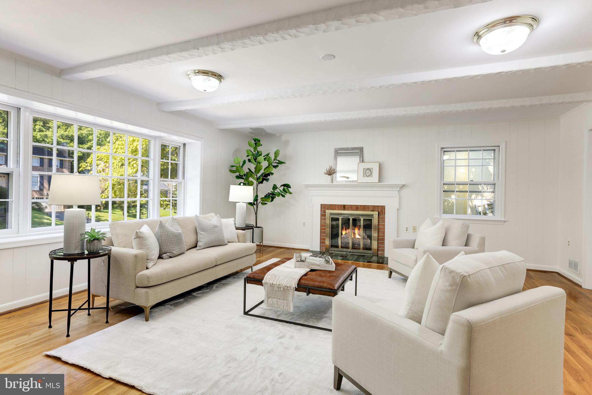 CHAIN BRIDGE FOREST - Residential