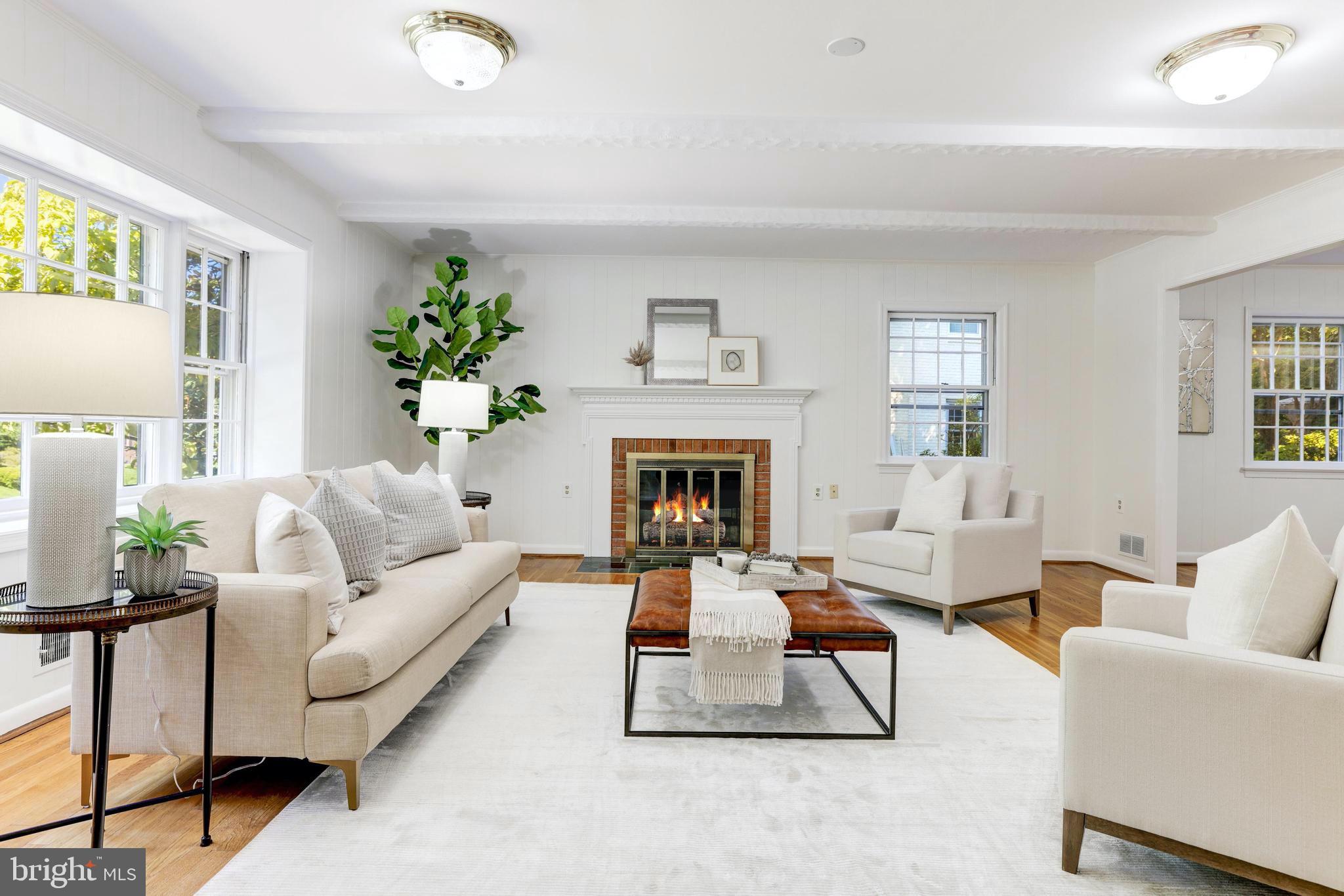 CHAIN BRIDGE FOREST - Residential