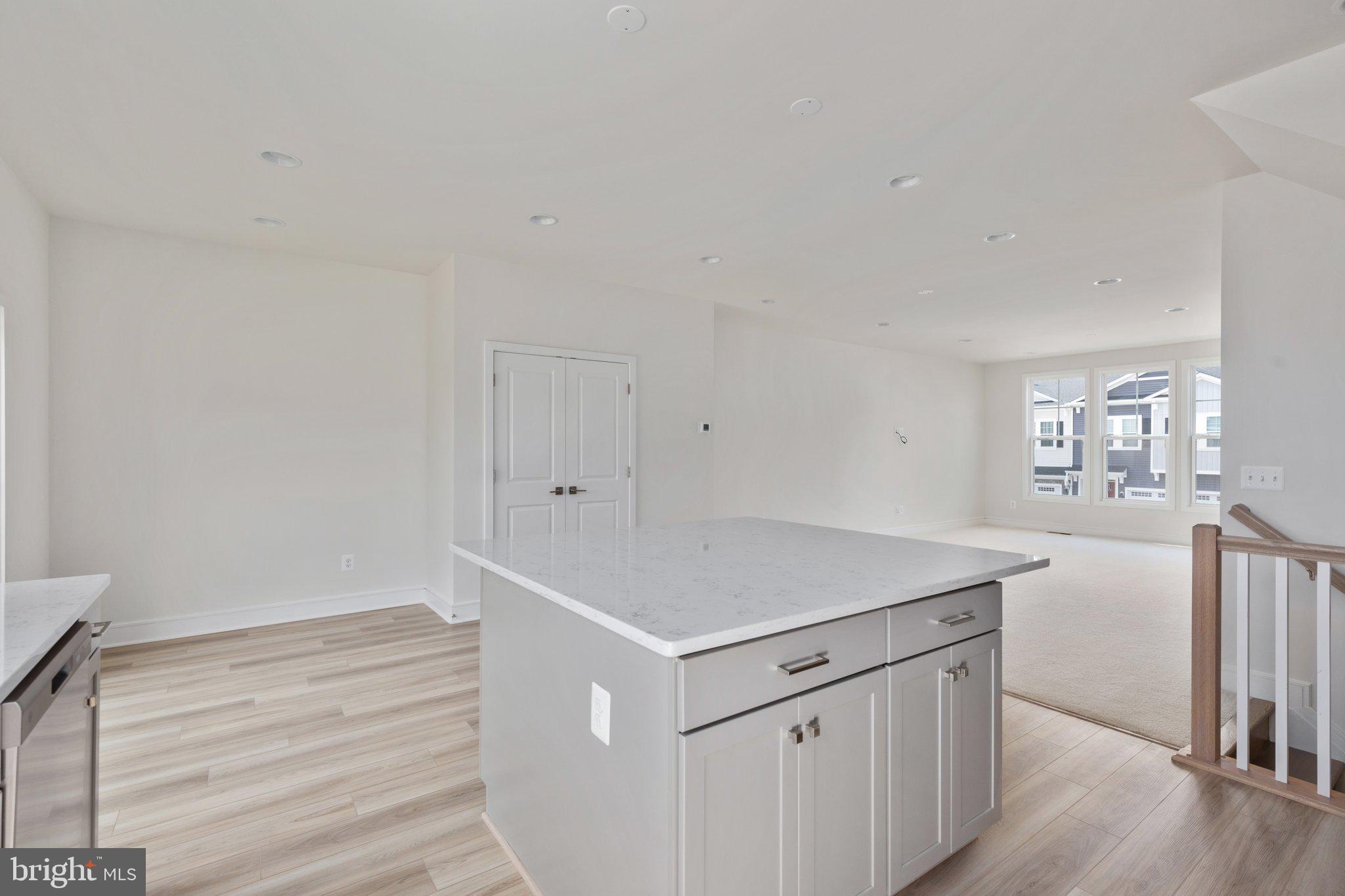 LAKE FREDERICK - Residential Lease