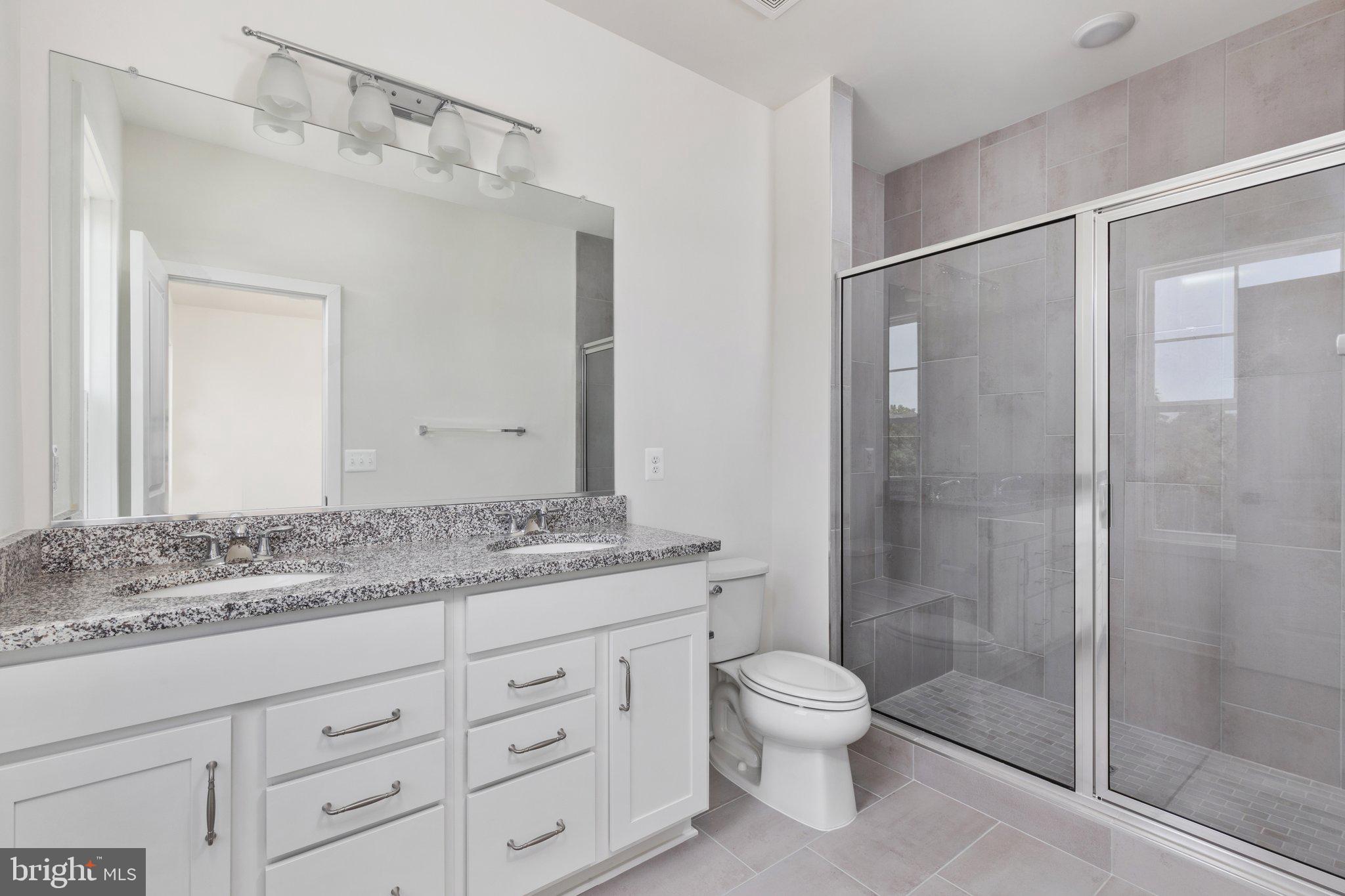 LAKE FREDERICK - Residential Lease